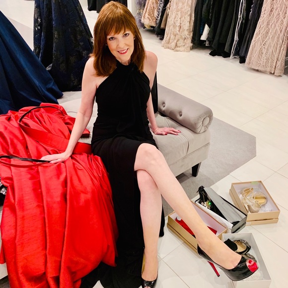 Meet your Posher, Darlene - Picture 2 of 4